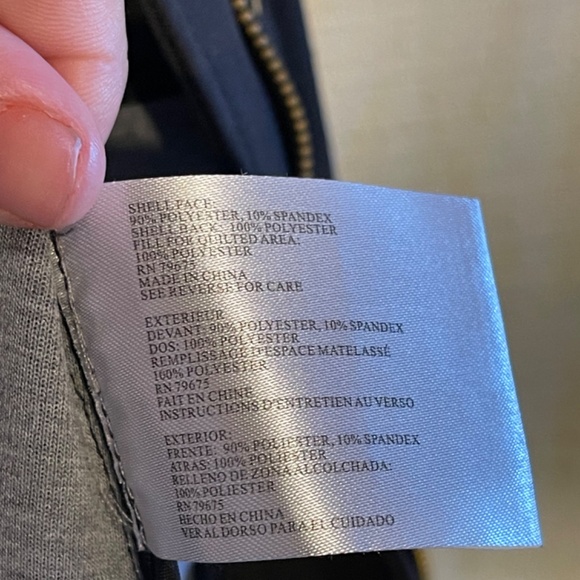 Black windbreaker jacket zip up with gold accents - Picture 11 of 16